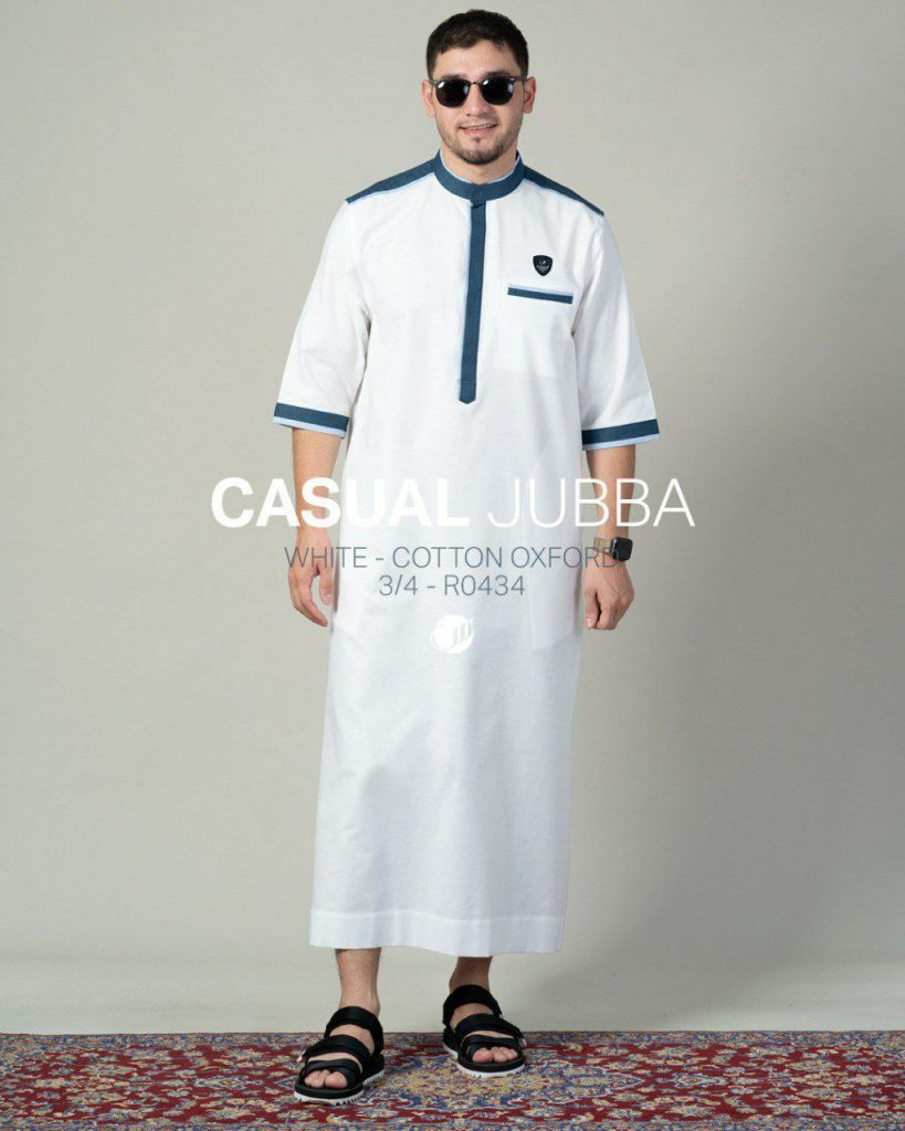 Model jubah pria terbaru berwarna putih dari Samase